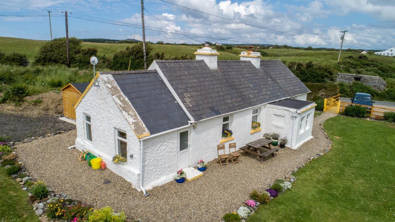 Yellow Cottage, Doolin Knockfin Cross Roads Exterior photo