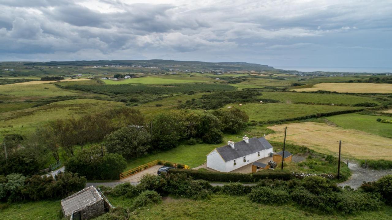 Yellow Cottage, Doolin Knockfin Cross Roads Exterior photo